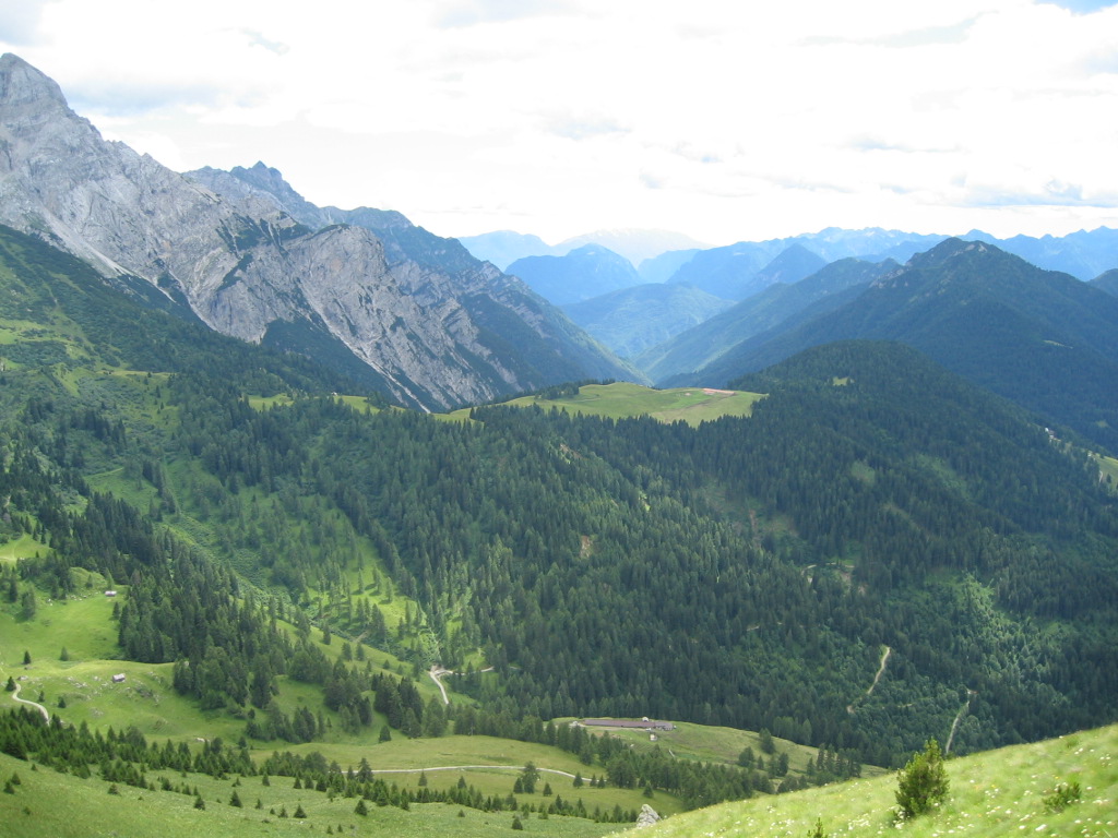 Panorama sul Brenta Val Algone dal Rifugio Doss del Sabion