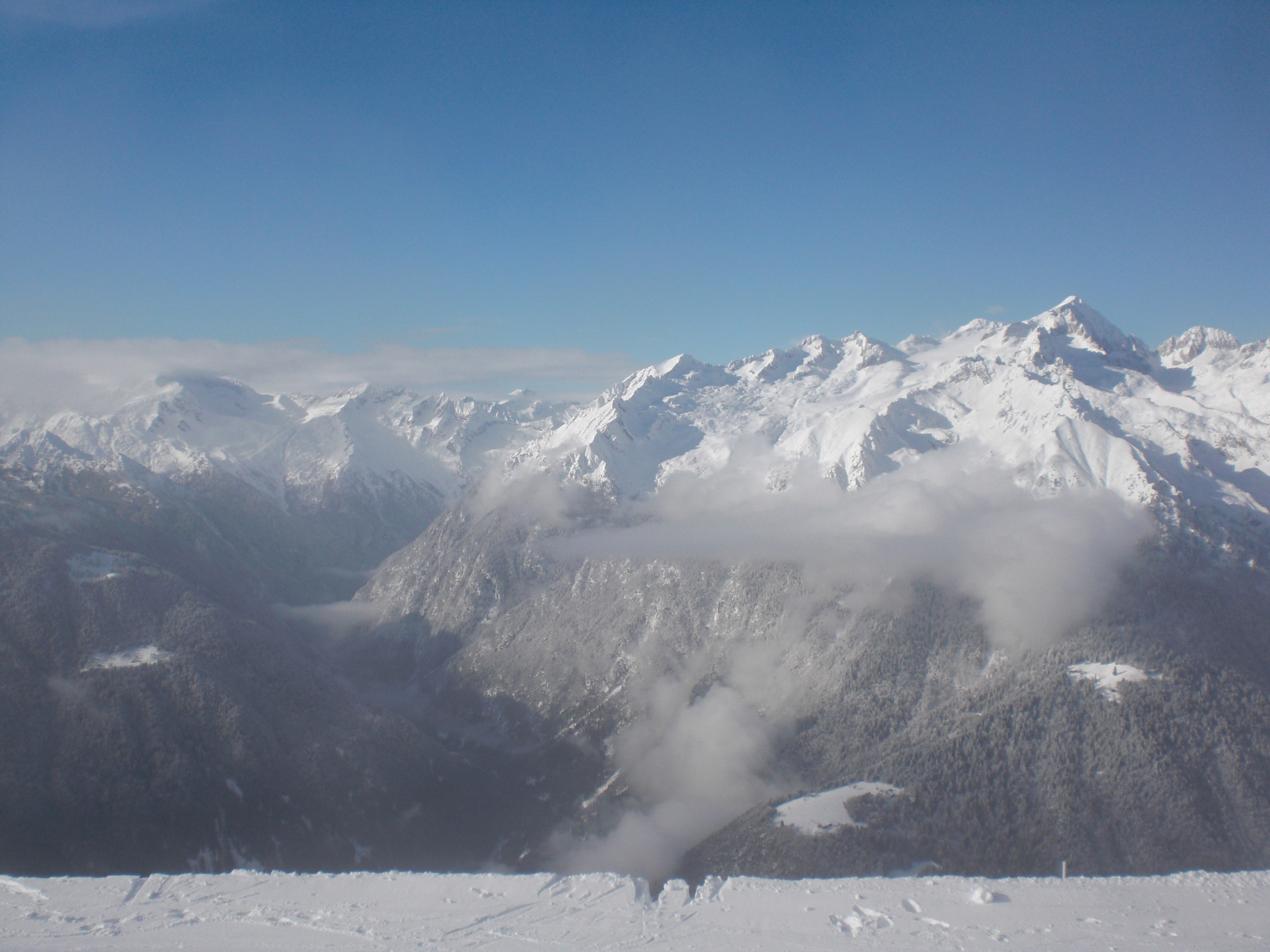 Panorama sul Ghiacciaio dell'Adamello dal Rifugio Doss del Sabion